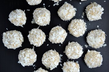 Gezonde Raffaello Kokosballetjes