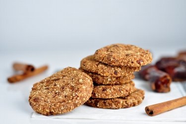 Eenvoudige kaneel-haverkoekjes zonder meel